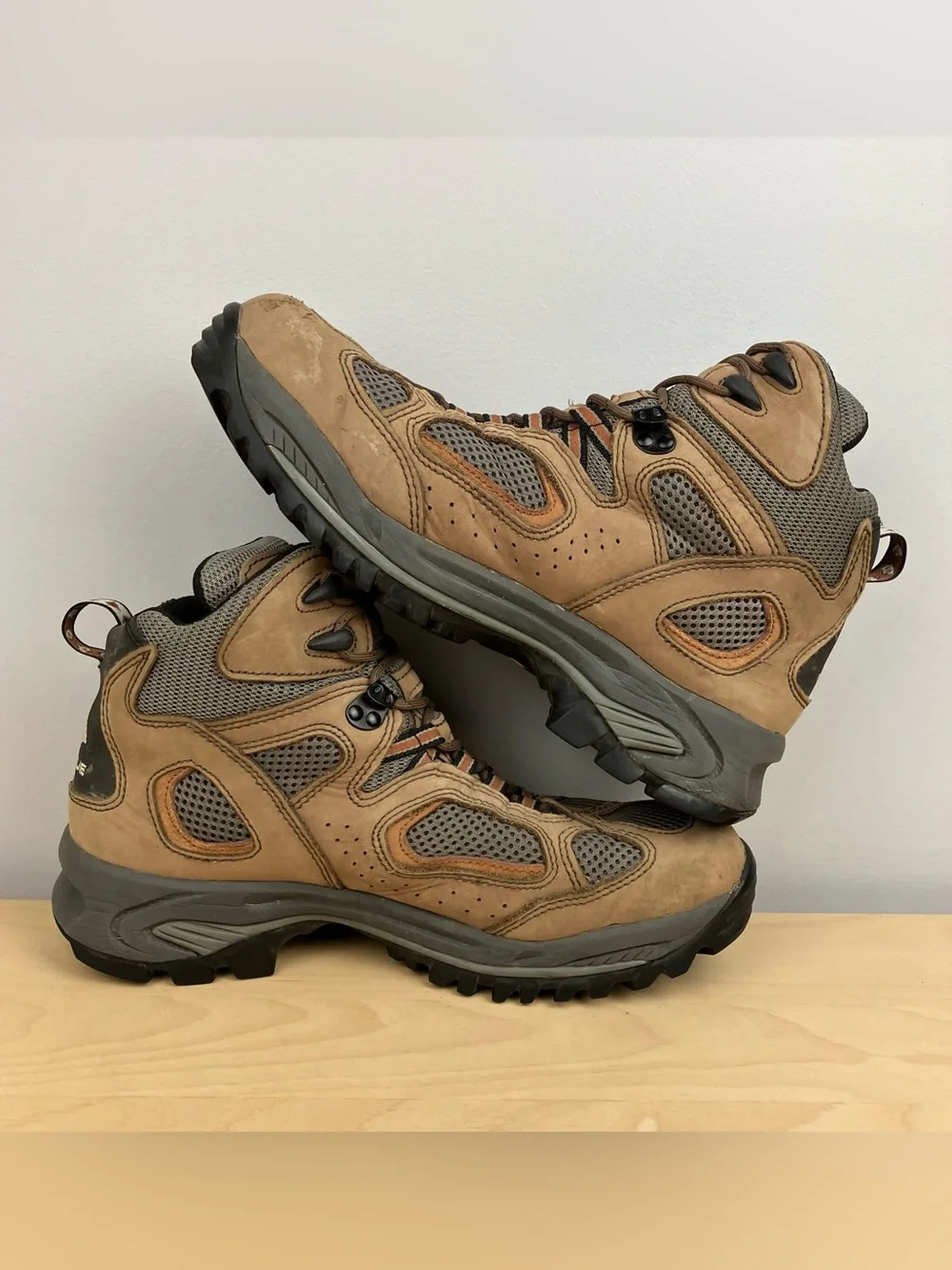 Vasque Men’s Size 10.5 M Breeze GTX 7466 Brown Leather Hiking Boots High Top